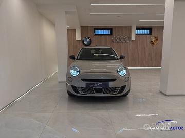 FIAT 600 1.2 hybrid 110cv auto