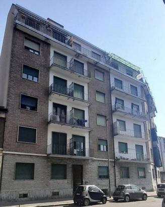 Immobile in asta di 70 m² con 3 locali a Torino