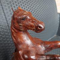 Scultura Cavallo in Pelle Vintage 