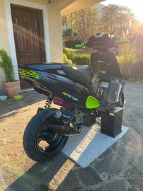 Phantom f12 da pista