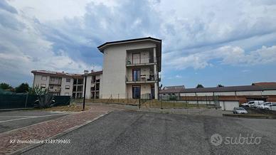 Appartamento di 70 m² con 3 locali e box auto a Fe