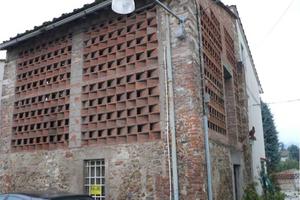 Rustico / Casale di 80 m² con 2 locali e posto aut