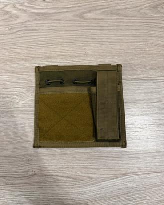 Tasca molle con Porta caricatore marca Defcon5