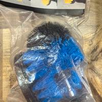 Set di spazzole per la pulizia – nuove, mai usate