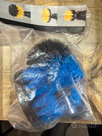 Set di spazzole per la pulizia – nuove, mai usate