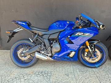 Yamaha YZF - R 7