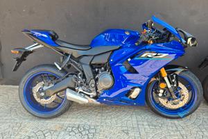 Yamaha YZF - R 7