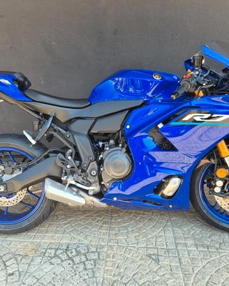 Yamaha YZF - R 7