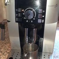 Macchina da caffè in grani De'Longhi magnifica S