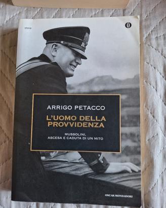L'uomo della provvidenza - Arrigo Petacco