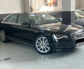 Audi A8 3.0 TDI 250 CV clean diesel quattro tiptro