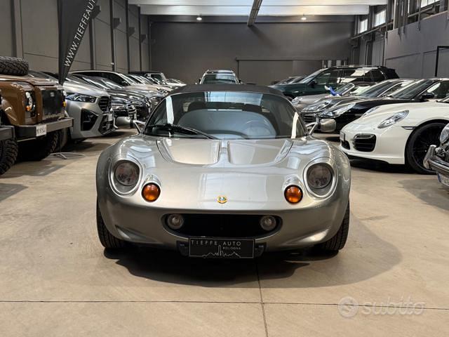 Lotus Elise 1997 photo 2