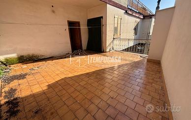 Soluzione semi-indipendente da ristrutturare