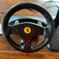 Volante Ferrari con pedali Thrustmaster PS/PS3