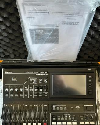 Roland VR 50HD  mixer video
