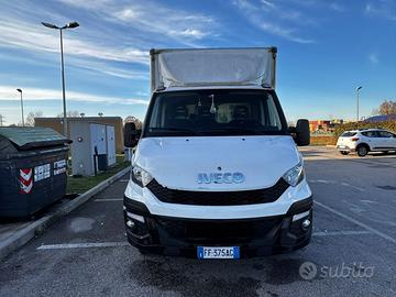 Iveco daily con sponda