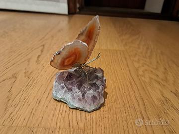 Farfalla in pietra minerale