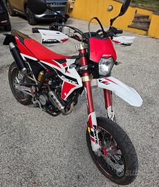 Motard Fantic XMF 125 Competition