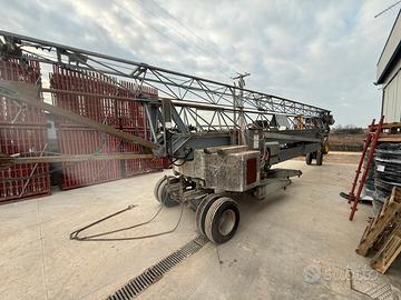 Gru edile 25 metri FERRO