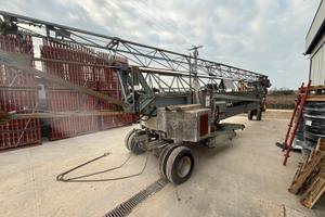 Gru edile 25 metri FERRO