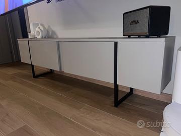 Coppia di mobili da soggiorno