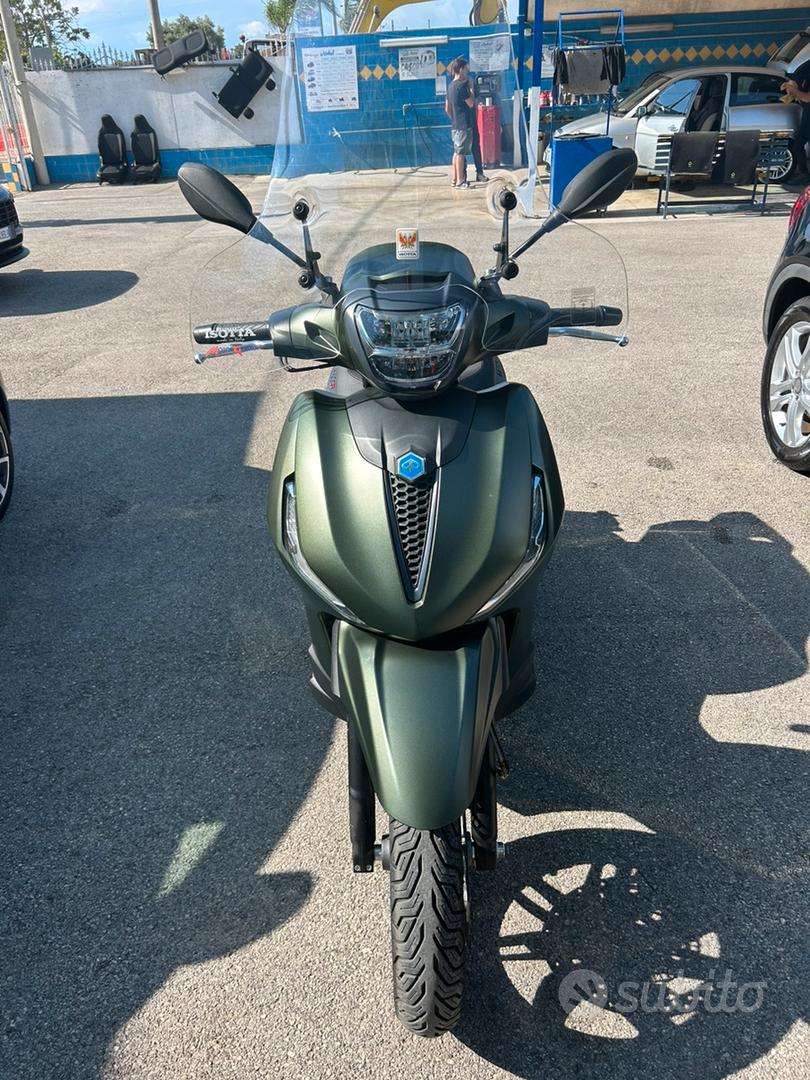 Beverly 300 Verde Opaco Piaggio Beverly S 300cc Verde Opaco Da