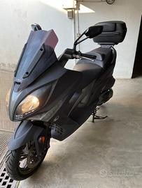 Scooter KYMKO 400