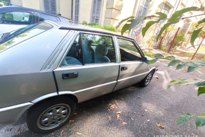 Lancia delta lx
