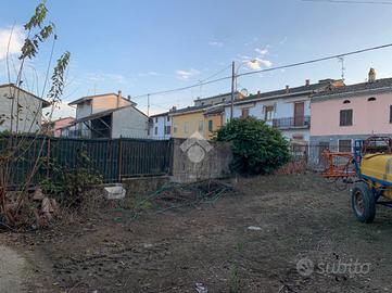 CASA SEMINDIPENDENTE A ARENA PO