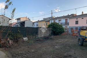 CASA SEMINDIPENDENTE A ARENA PO