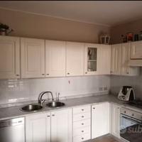 Cucina bianco laccato opaco completa di elettrodom