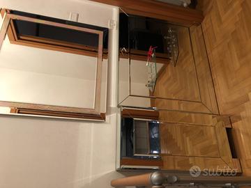 Set di arredamento in iegno e specchio