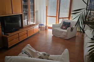 Appartamento 3 camere 2 bagni Garage Cantina 30mq