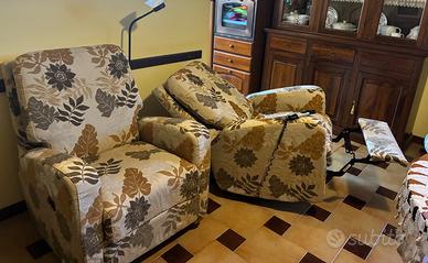 Poltrona con seduta motorizzata allungabile