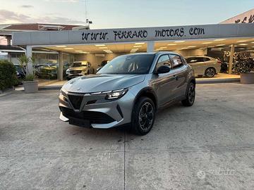 Alfa Romeo Junior 1.2 145 CV Hybrid eDCT6 Ti + Pac
