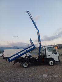 ISUZU RIBALTABILE CON GRU