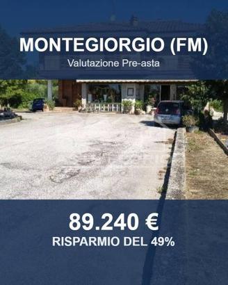 Immobile in asta di 216 m² con più di 5 locali a M