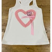 Canotta bianca con cuore rosa