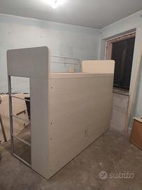 Letto singolo a castello
