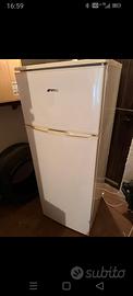Frigorifero Smeg bianco con freezer