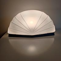 Lampada da tavolo Flores  di Paolo Nava per Leucos