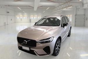 VOLVO XC60 B4 D AWD AUTOMATICO PLUS DARK SUV