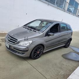 MERCEDES B200 CDI 2.0 140cv