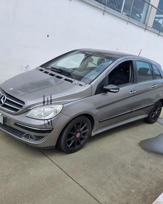 MERCEDES B200 CDI 2.0 140cv