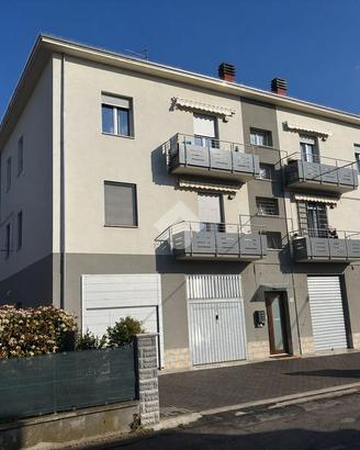 3 LOCALI A VIGNOLA
