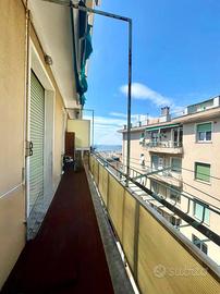 2 LOCALI A GENOVA