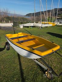 Barca Oceania 4.00 mt buono stato con accessori