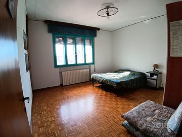 Due stanze singole libere da aprile/maggio