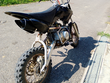Pit bike 125