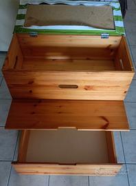 Mobile cassapanca in legno massello e cuscino